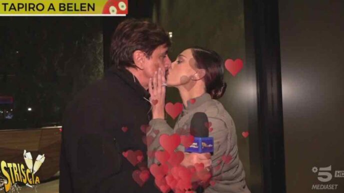 Belen Rodriguez Riceve Il 32Es