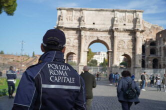 Blitz Della Polizia Locale A R
