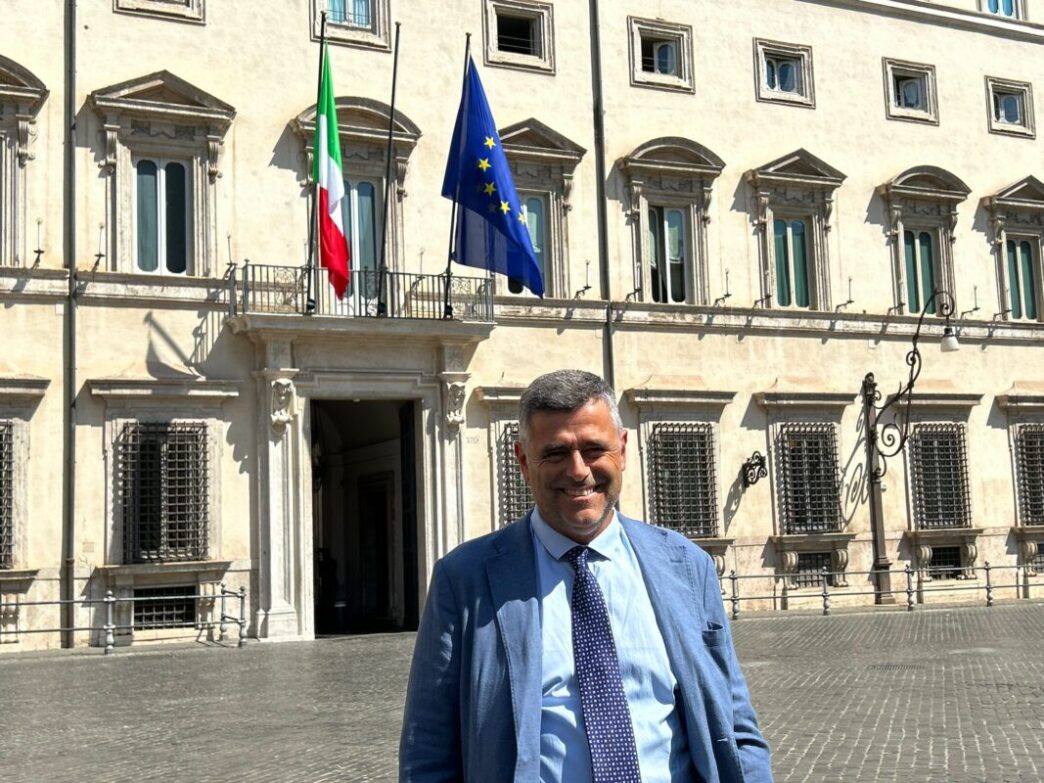 Calo Del Consumo Di Pesce In E