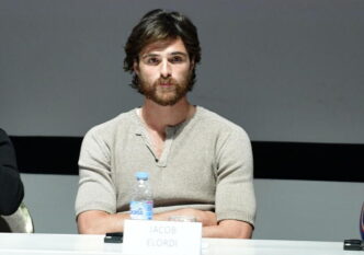 Cambia Il Cast Di Hollywood3A J