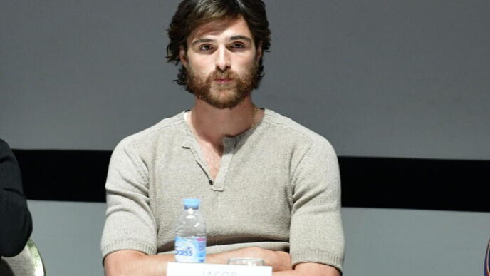 Cambia Il Cast Di Hollywood3A J