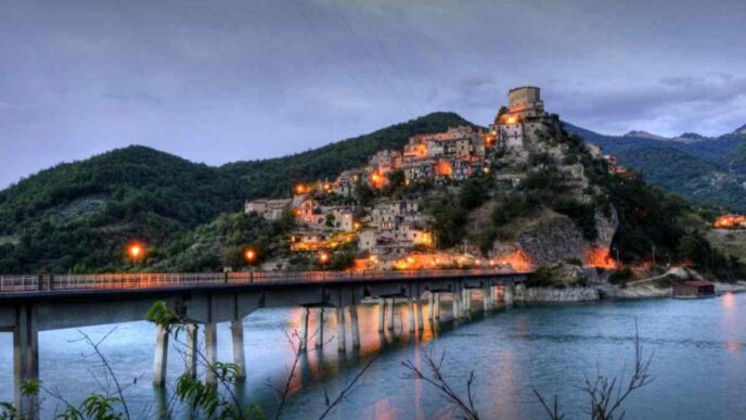 Castel Di Tora, Lazio