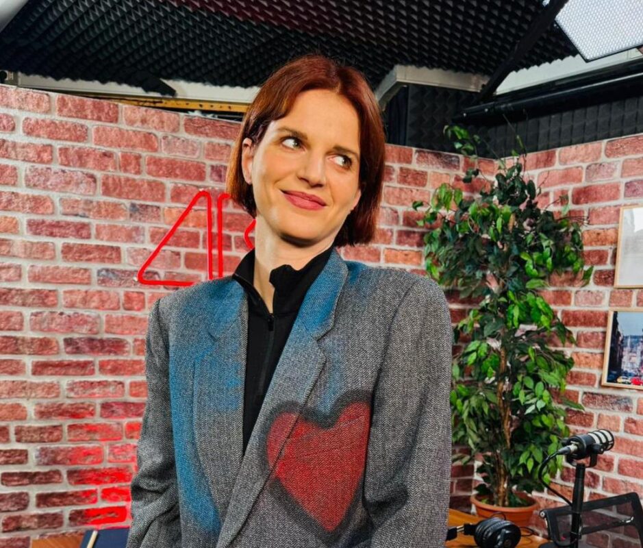 Chiara Galiazzo3A Tra Assenze E