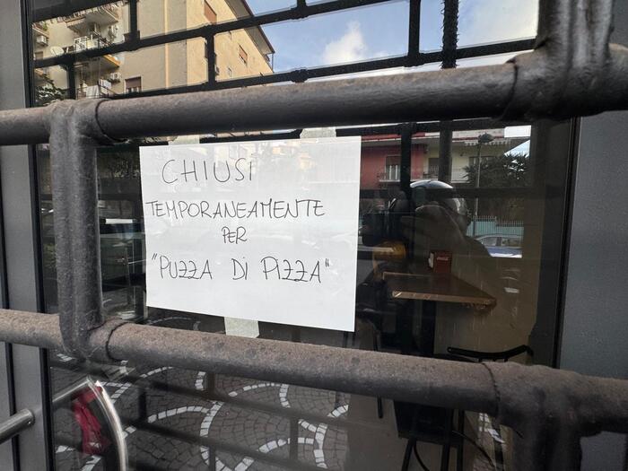 Chiusa Pizzeria A Portici Per