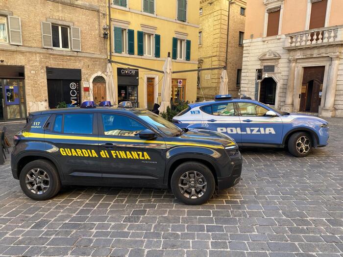 Chiusura Per Dieci Giorni Del