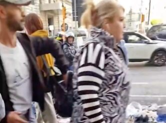 Clamoroso Borseggio A Napoli F