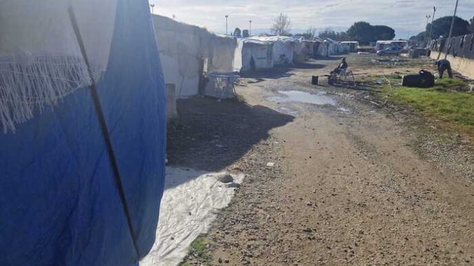 Critica Ai Fondi Per L27Albania