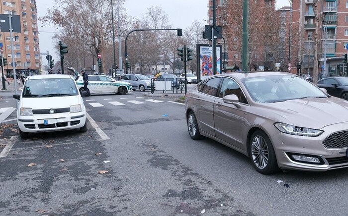 Dodicenne Investita A Torino3A