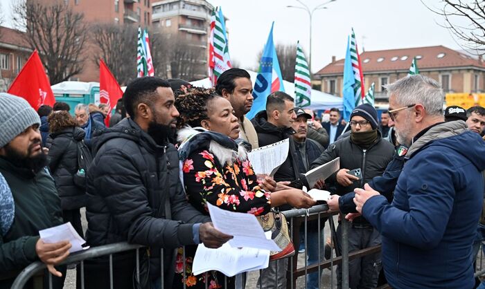 Emergenza Immigrazione A Torin 1