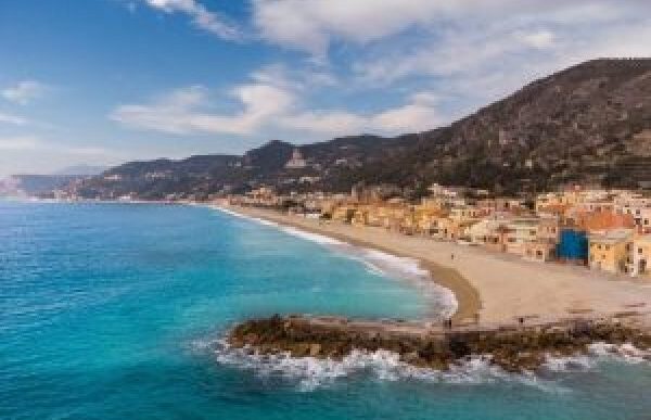 Finale Ligure Presenta Il Pian