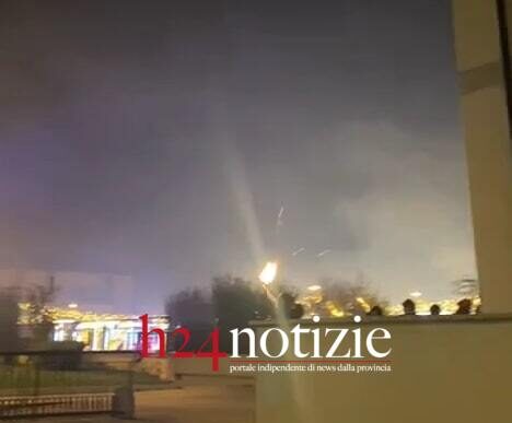 Fondi3A Spari In Piazza Alcide
