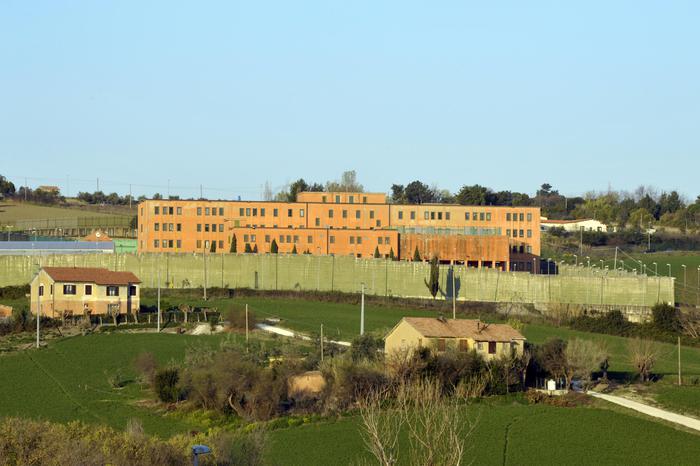 Giovane Detenuto Di Ancona Sco