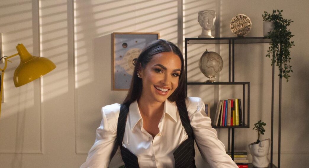 Giulia Gaudino Debutta In Tv C