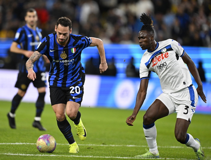 Hakan Calhanoglu Out Per La Sf