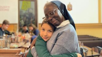 I Bambini Del Mondo Si Uniscon