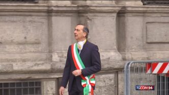 Il Cauto Approccio Del Sindaco