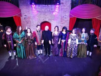 Il Tributo Teatrale Di Gino Cu