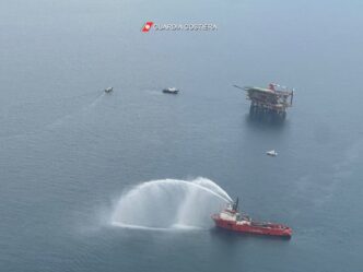 Incendi Su Piattaforme Petroli