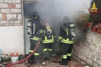 Incendio A San Lorenzo In Camp
