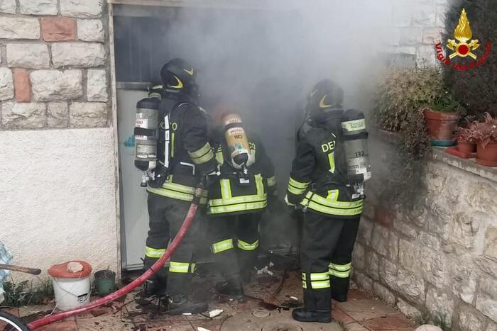 Incendio A San Lorenzo In Camp