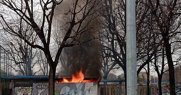 Incendio Alla Piscina Sempione