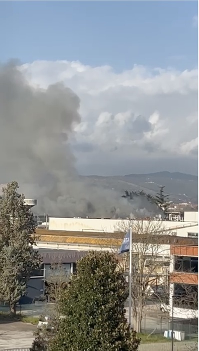 Incendio Di Vaste Proporzioni