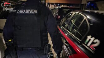 Inseguito Per Possesso Di Armi
