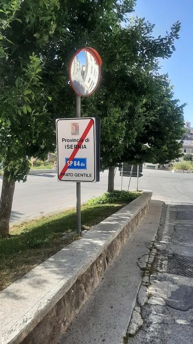 Isernia3A Impasse Per Il Refere
