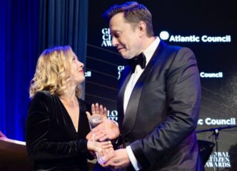 Italia E Spacex3A Trattativa Pe