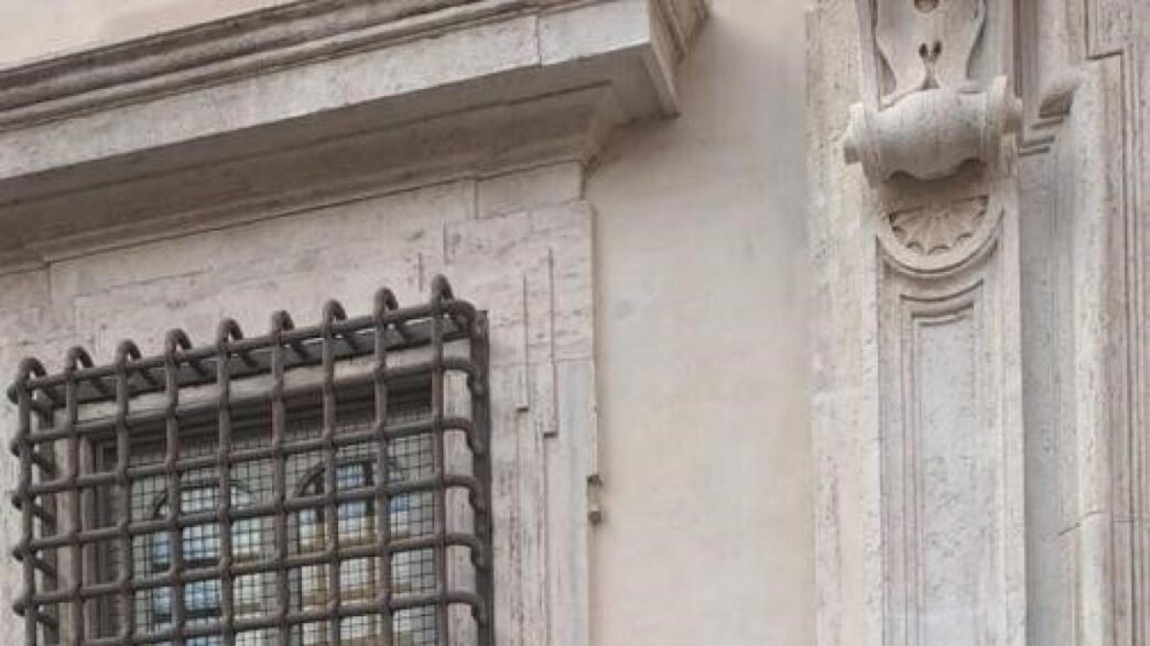 Kimbal Musk Visita Palazzo Chi