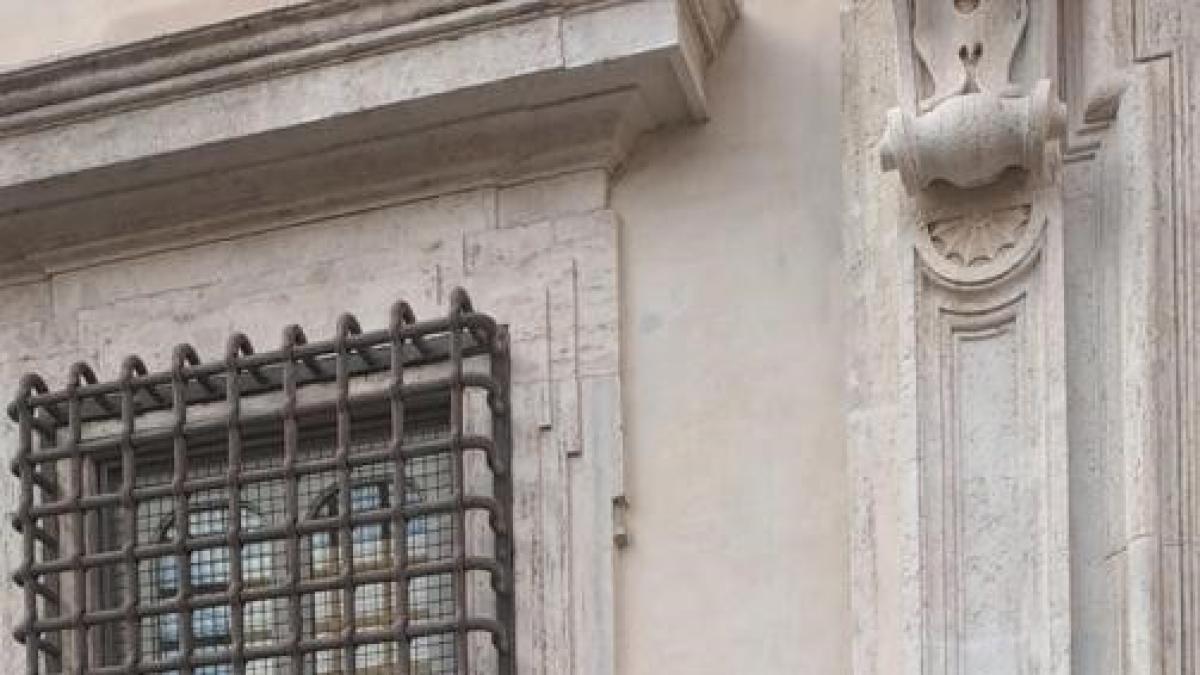 Kimbal Musk Visita Palazzo Chi