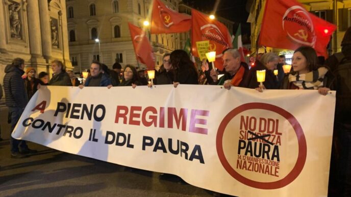 L27Italia In Piazza Contro Il D