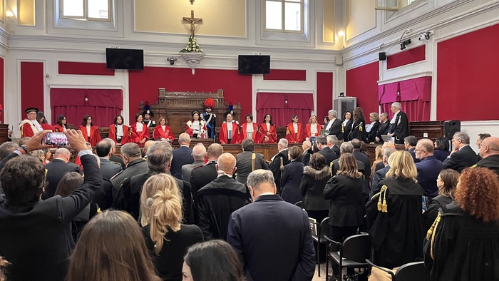 La Corte Di Appello Di Reggio