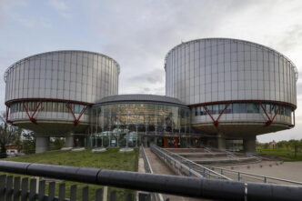 La Corte Europea Denuncia L27Ob
