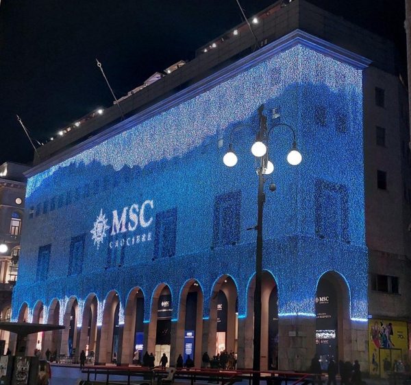 La Rinascente Celebra La Belle