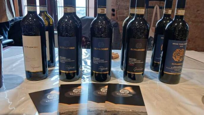 Lunadoro Conquista Wine 26 Sien