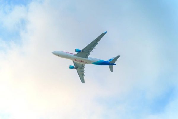 Maldivian Lancia I Voli A Lung