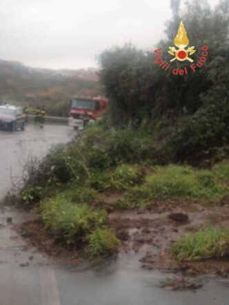 Maltempo In Calabria3A Fiumi Es