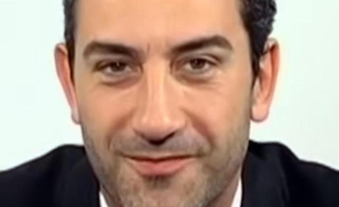 Matteo Viviani Sventa Una Rapi