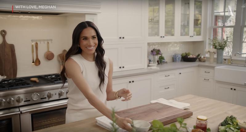 Meghan Markle Rinvia Il Lancio