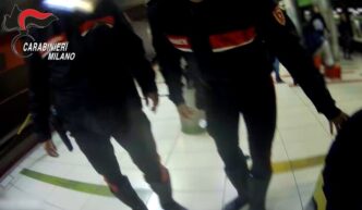 Milano2C Giovane In Pericolo3A C