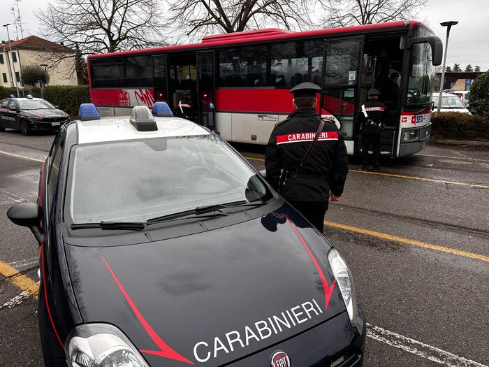 Minori Arrestati Per Rapina Su