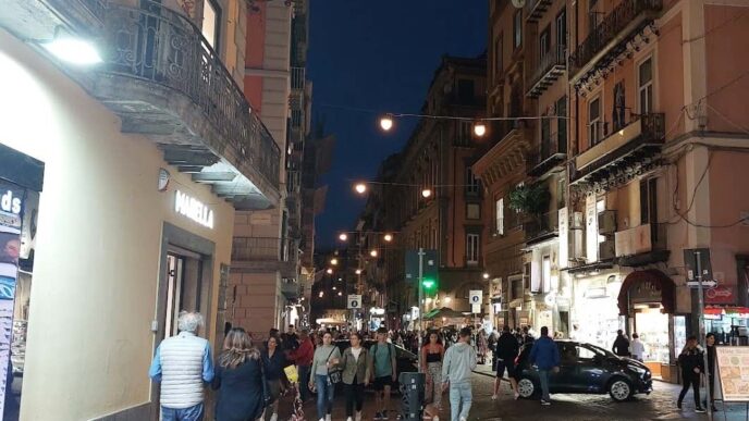 Napoli2C Tensione Alla Galleria