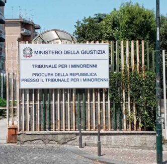 Napoli3A Arrestato Un Minorenne