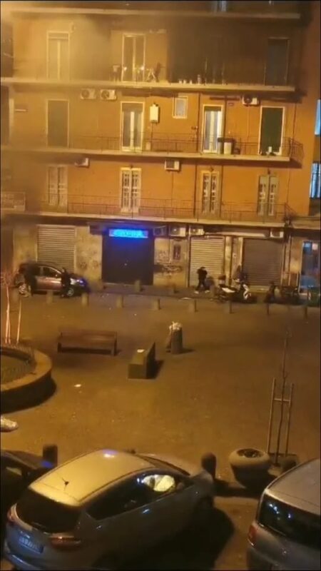 Napoli3A L27Emergenza Delle Baby