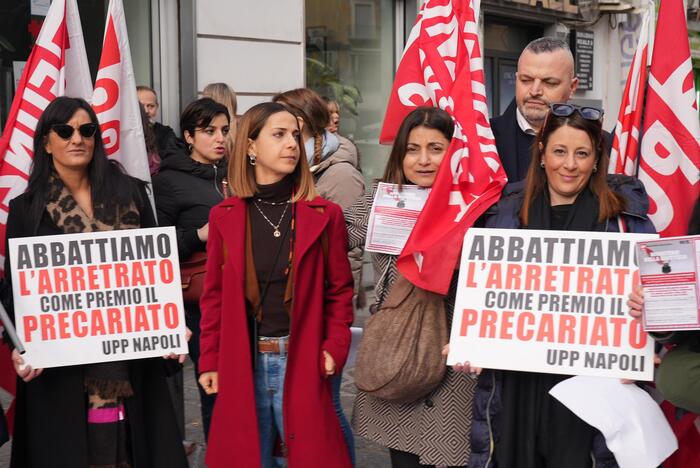 Napoli3A Proteste Degli Addetti