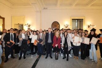 Napoli Premia I Neodiplomati C