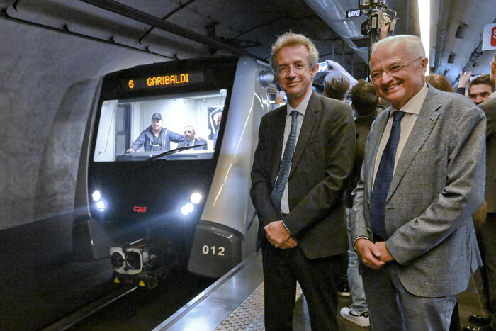 Napoli Punta Su Un Finanziamen