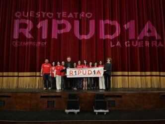 Napoli Si Schiera Contro La Gu