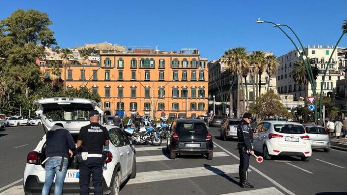 Napoli Sotto Sorveglianza3A Con